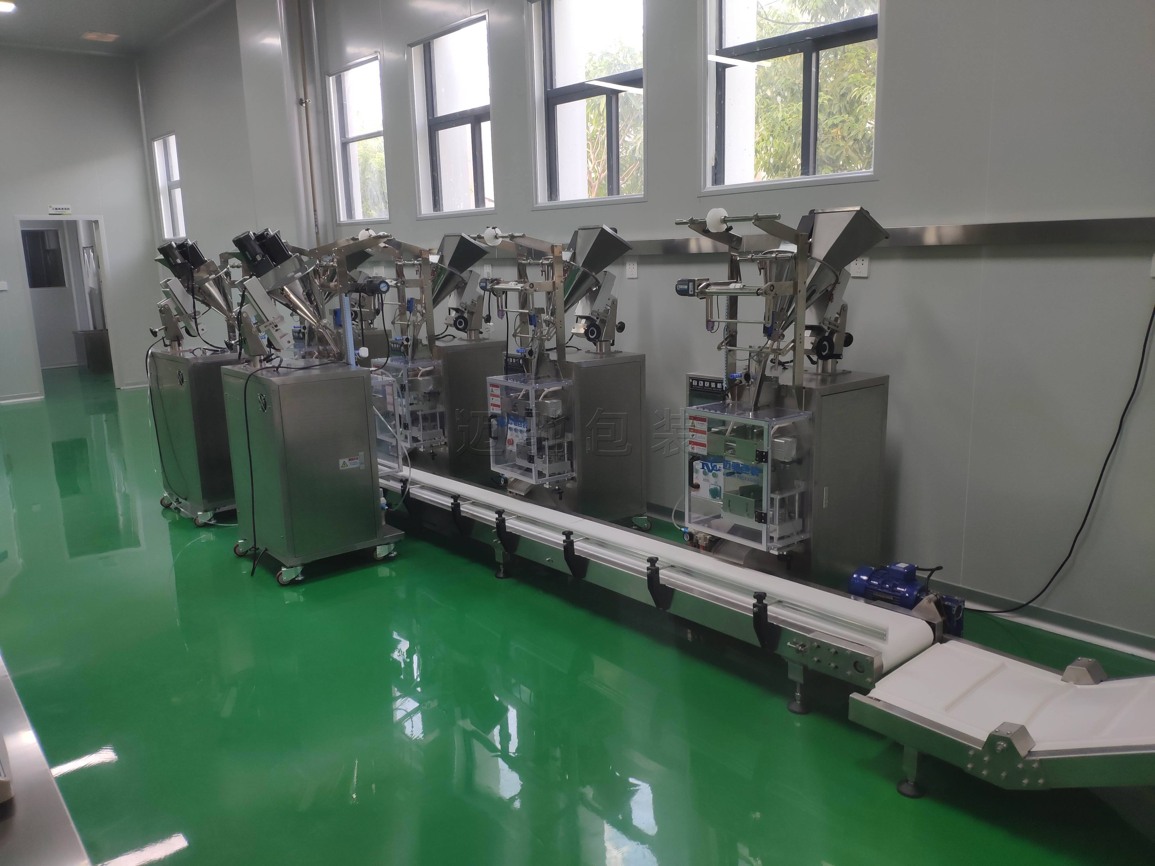 全自动立式包装机厂家：迈驰颗粒包装机精准解决高精度计量难